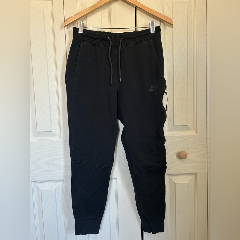 Nike Joggers Black with Side Utility Pocket Nike Sweatpants